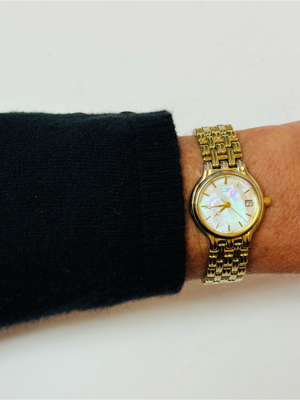 Vintage Citizen Gorgeous Mother Of Pearl Women's Gold Bracelet Watch 6010-G13893 - Picture 15 of 15